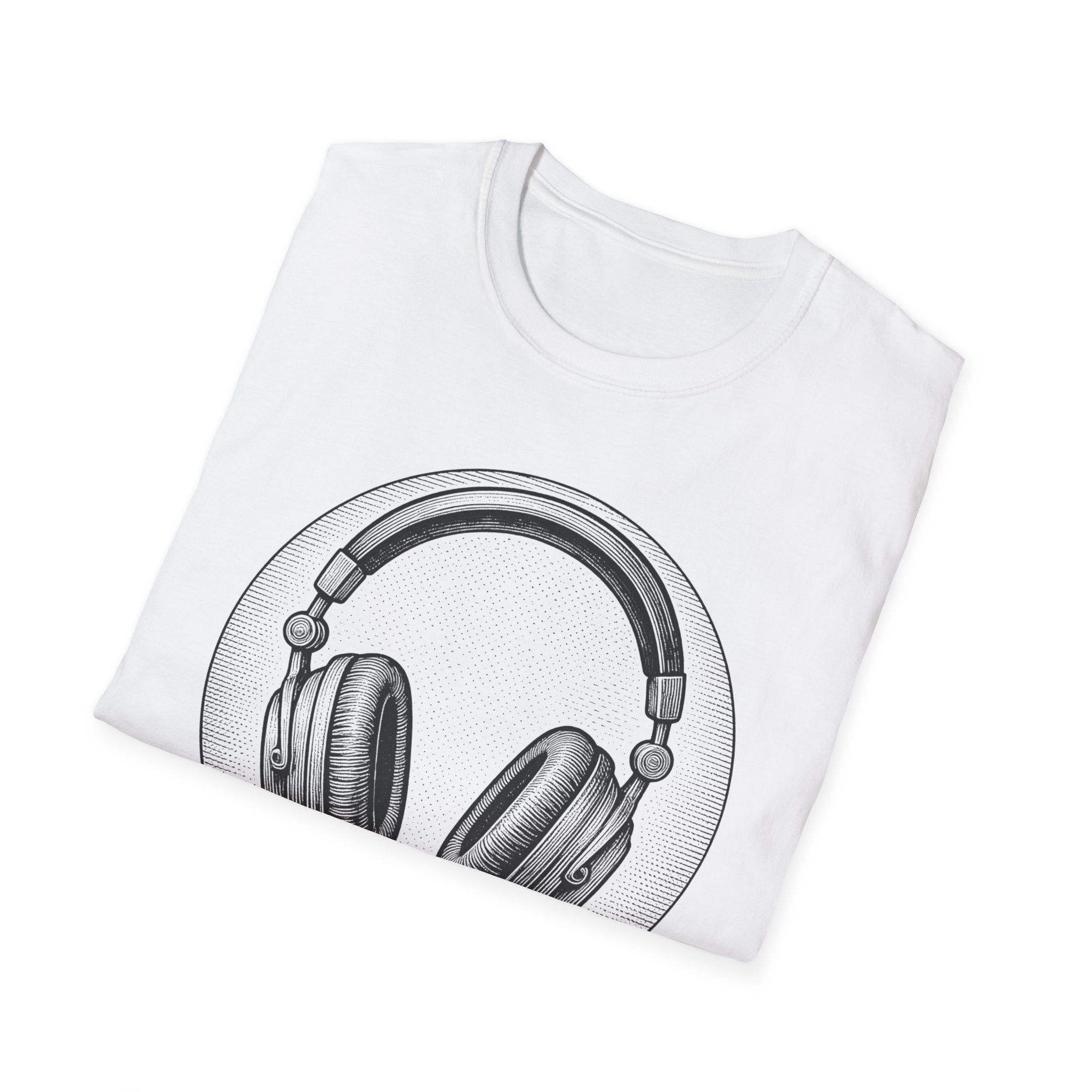 Headphones BW T-Shirt