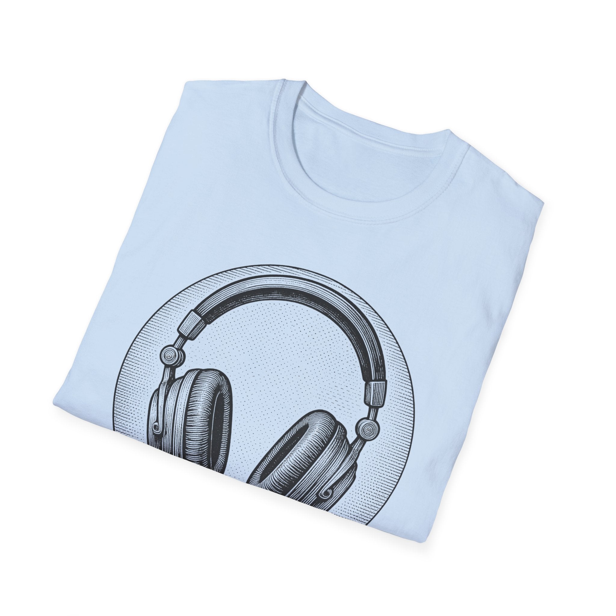 Headphones BW T-Shirt