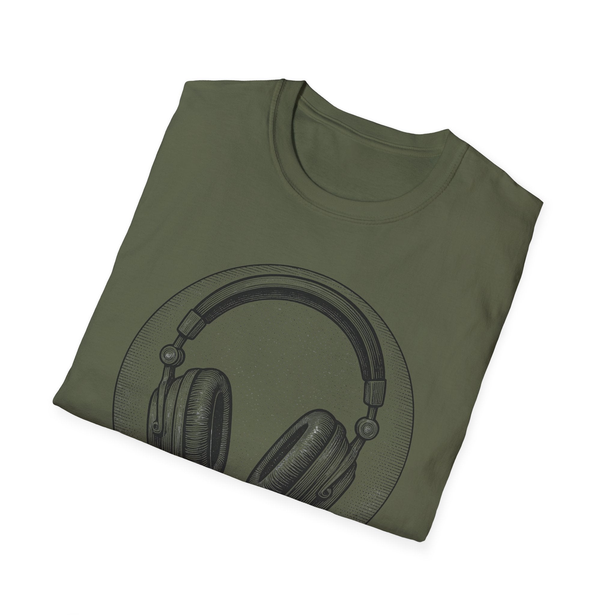 Headphones BW T-Shirt